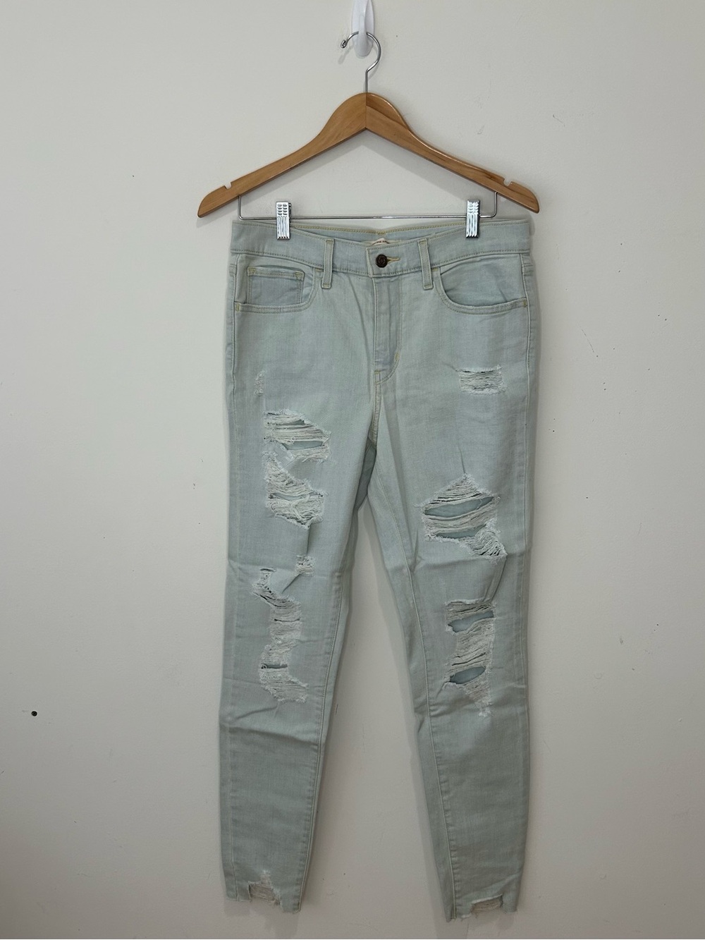 Levi’s 720 High Rise Super Skinny Jeans Womens 29 Light Wash Distressed